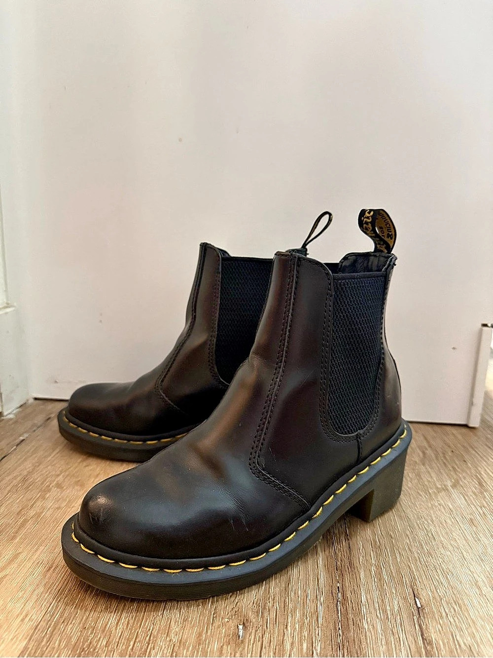 Dr. Martens Cadence Leather Heeled Chelsea Boots Black